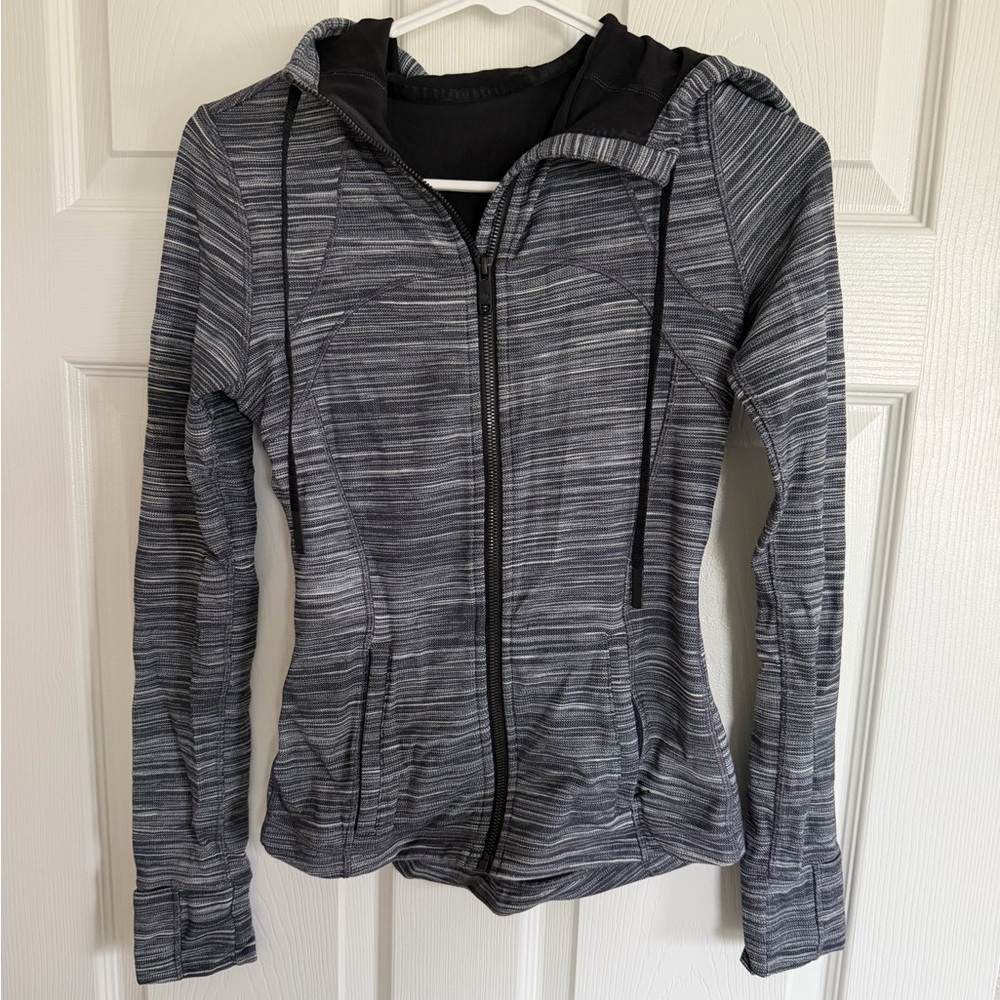 Lululemon Define Jacket with hood